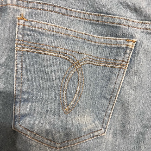 Levi’s 1999 34x 33 cotton blend denim jeans w decorative pockets - Picture 6 of 13